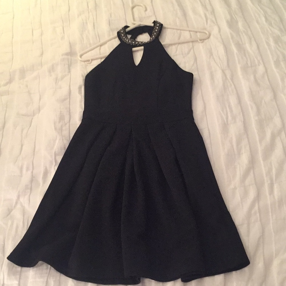 Francesca’s Little Black Dress